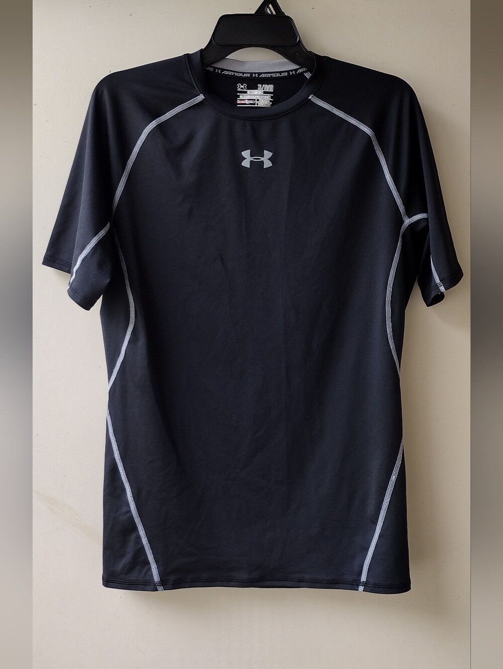 Under Armour HeatGear Compression Shirt Mens XL Black Short Sleeve Athletic Top